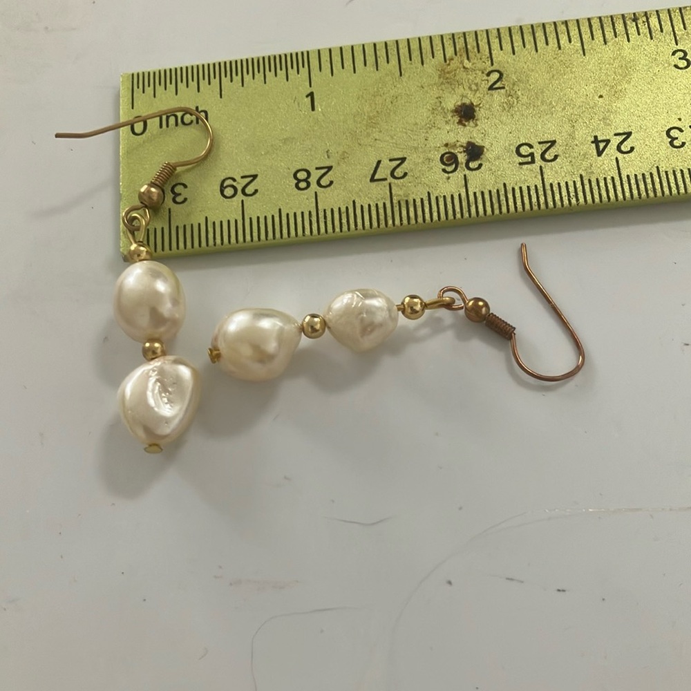 Timeless pierced earrings